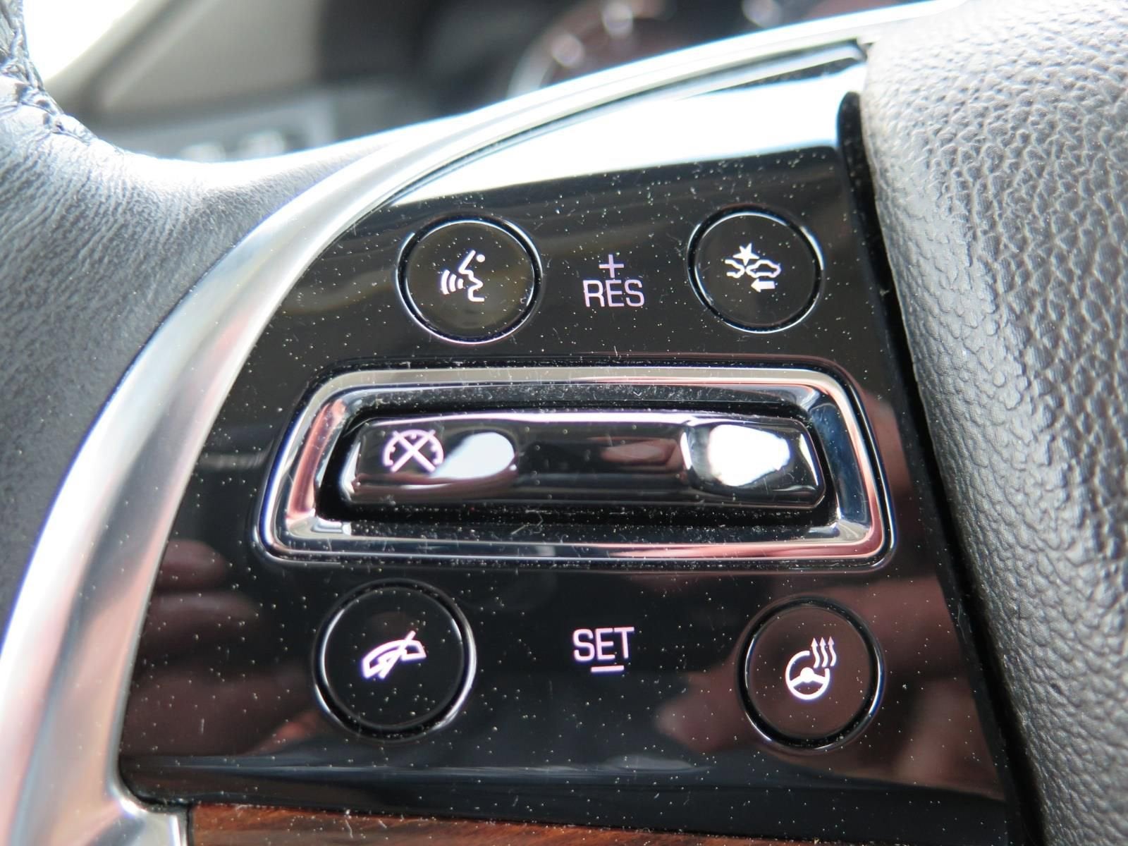 2016 Cadillac Escalade Luxury Collection