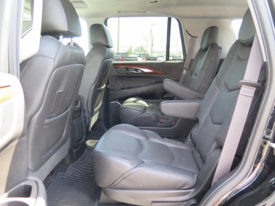 2016 Cadillac Escalade Luxury Collection