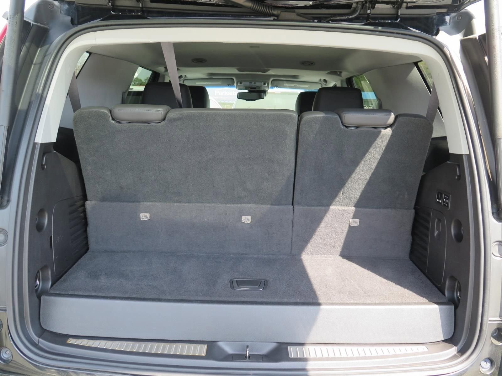 2016 Cadillac Escalade Luxury Collection