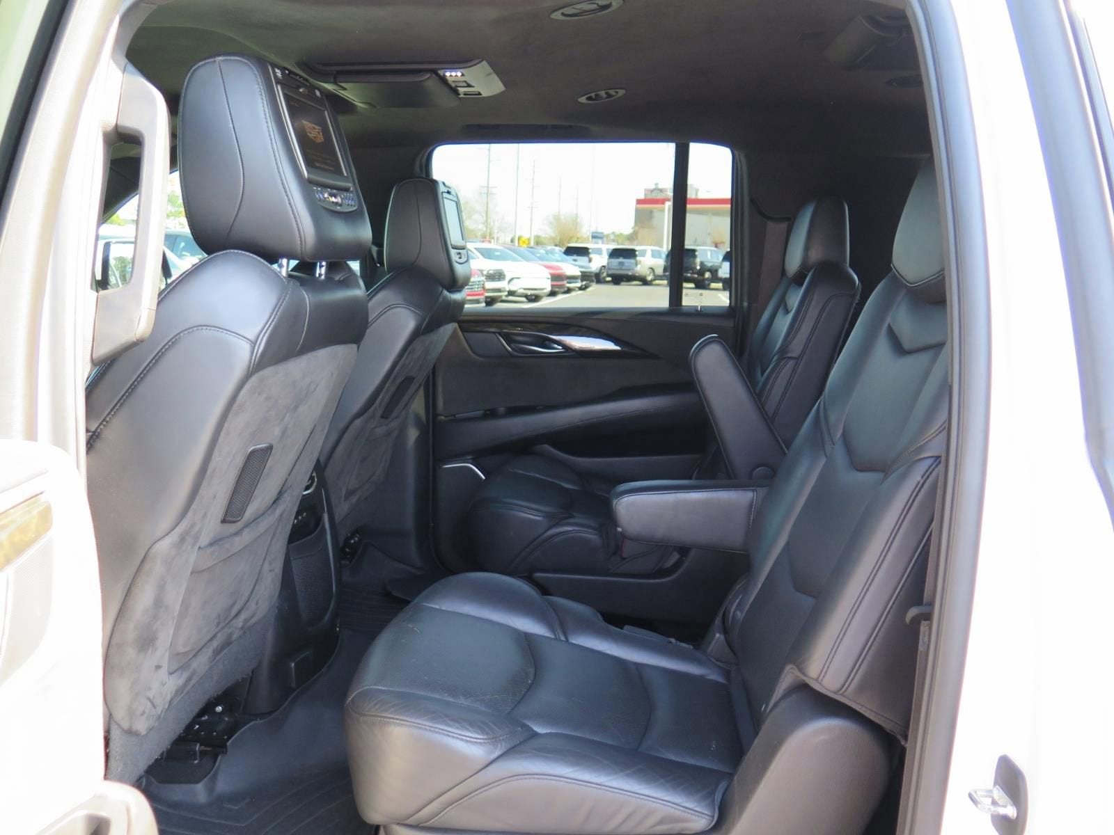 2018 Cadillac Escalade ESV Platinum