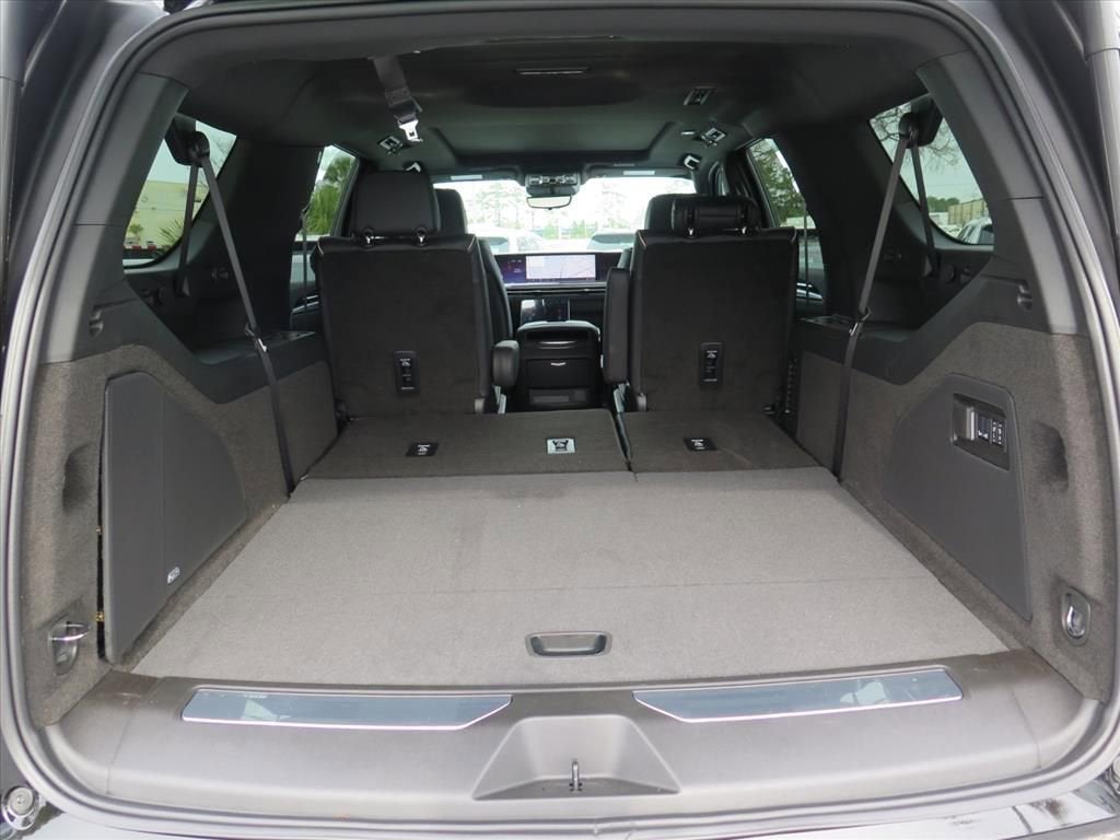 2026 Cadillac Escalade ESV Luxury