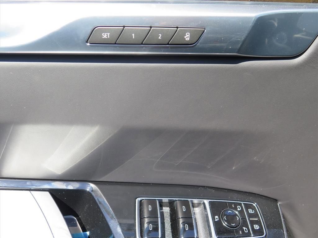 2026 Cadillac Escalade Platinum Luxury