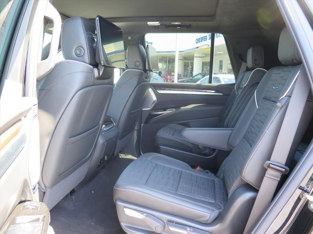 2026 Cadillac Escalade Platinum Luxury