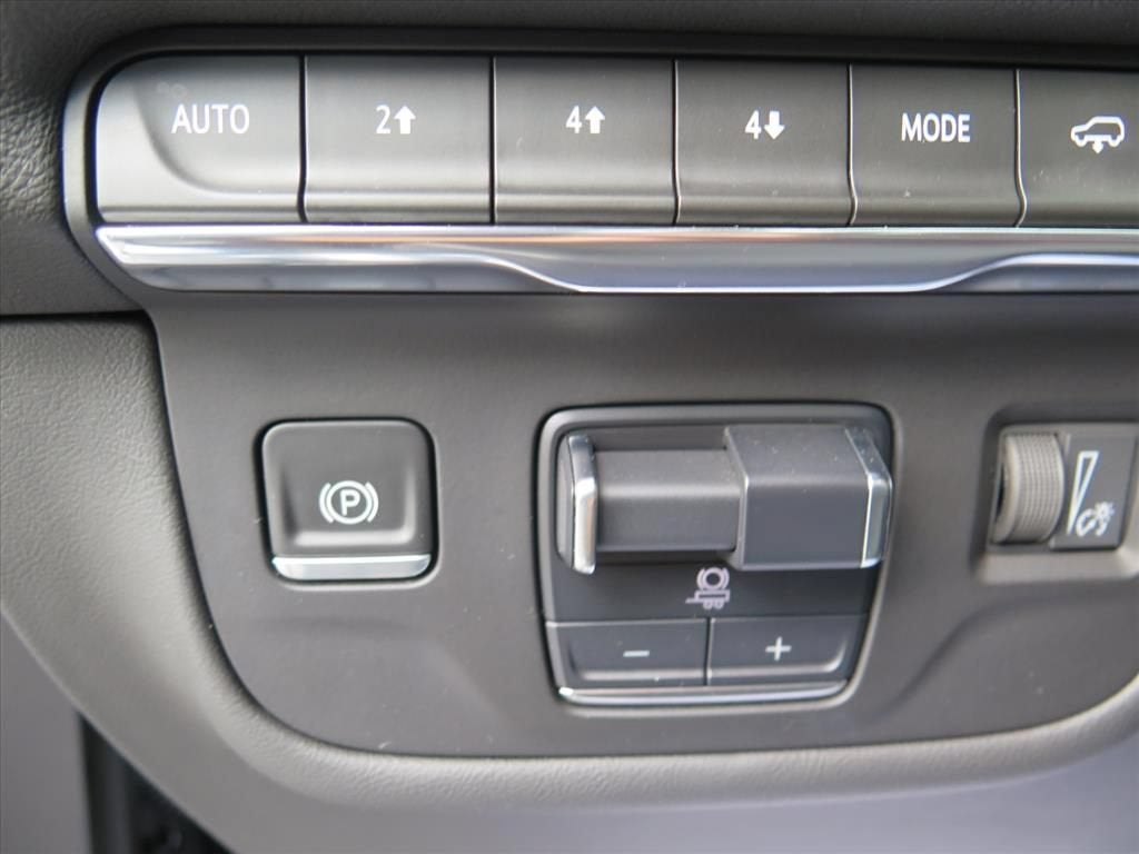 2025 Cadillac Escalade Sport