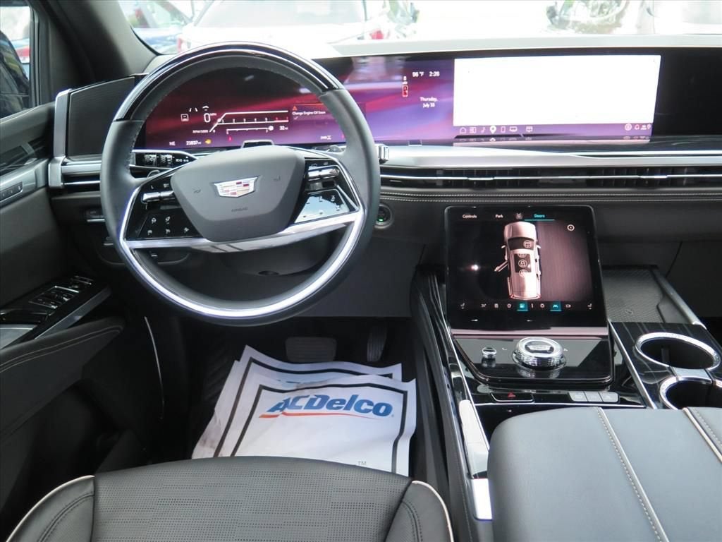 2025 Cadillac Escalade Sport