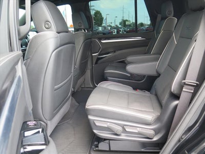 2025 Cadillac Escalade Sport