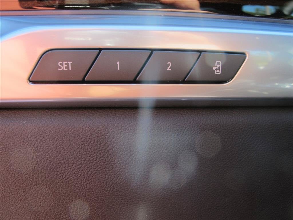 2027 Cadillac Escalade ESV 4WD Luxury