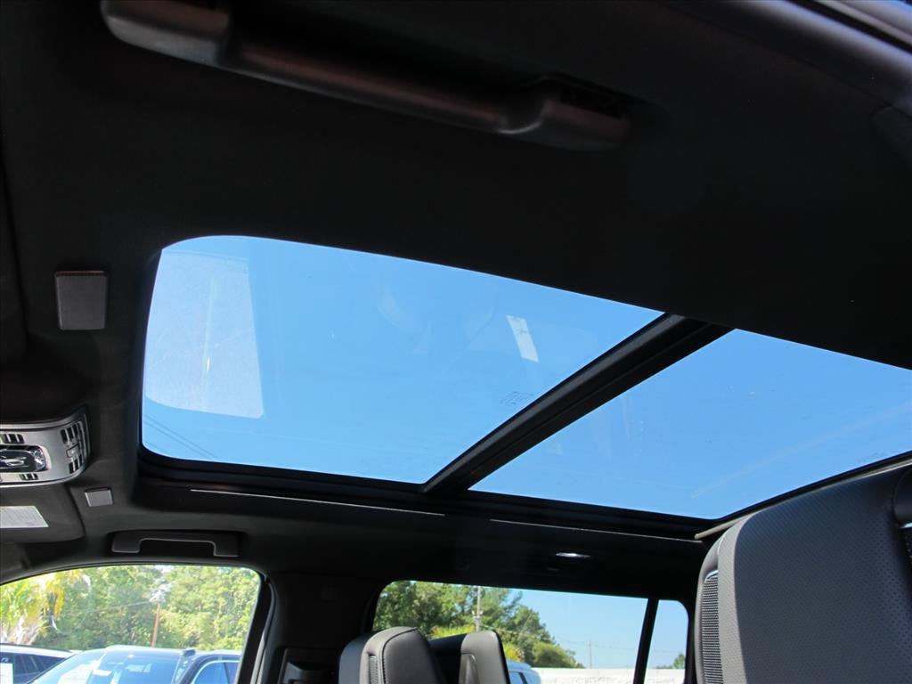 2027 Cadillac Escalade ESV 4WD Luxury