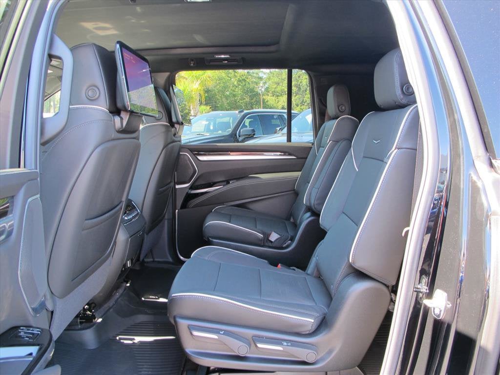 2027 Cadillac Escalade ESV 4WD Luxury