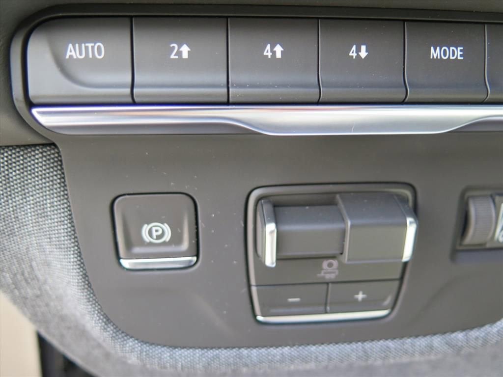 2026 Cadillac Escalade ESV Platinum Luxury