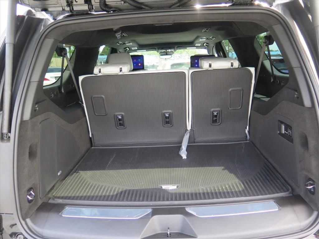 2026 Cadillac Escalade ESV Platinum Luxury