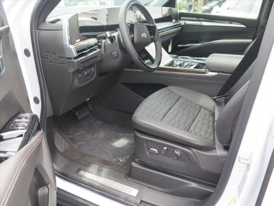 2026 Cadillac Escalade ESV Platinum Luxury