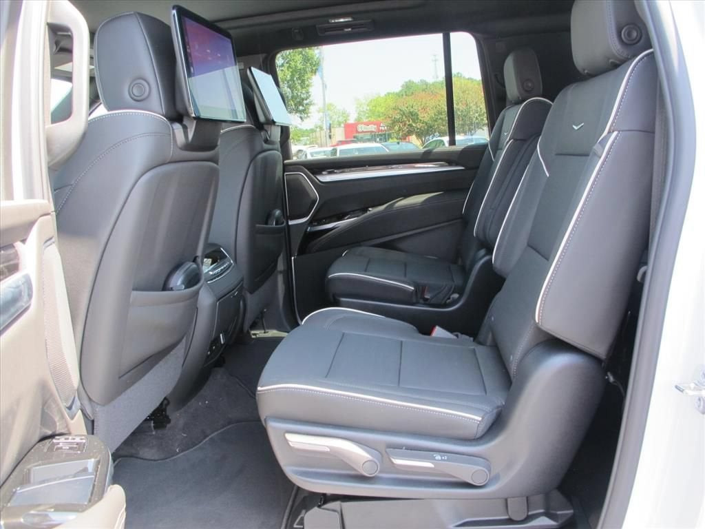 2026 Cadillac Escalade ESV Sport