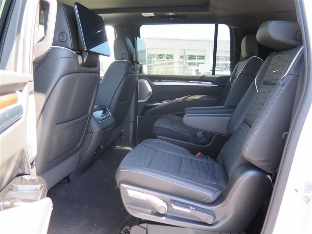 2026 Cadillac Escalade ESV Platinum Sport