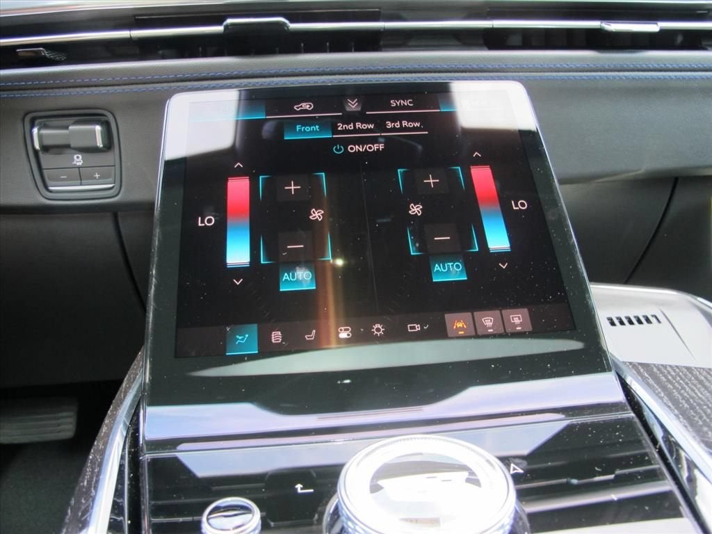 2026 Cadillac ESCALADE IQ Sport