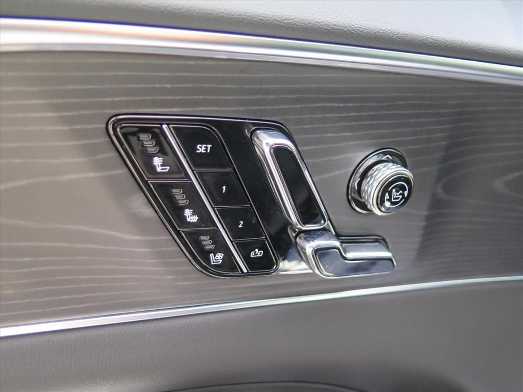 2026 Cadillac LYRIQ V-Series