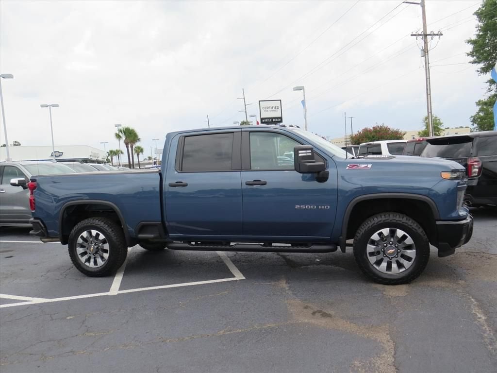 2024 Chevrolet Silverado 2500 HD Custom