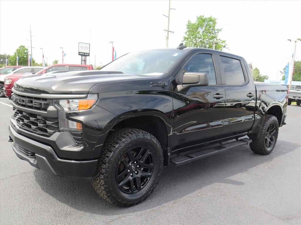 2022 Chevrolet Silverado 1500 Custom Trail Boss