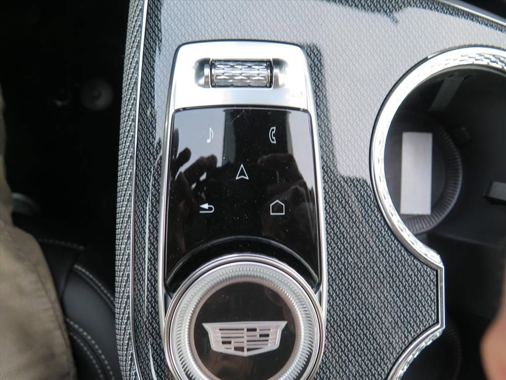 2026 Cadillac OPTIQ Luxury