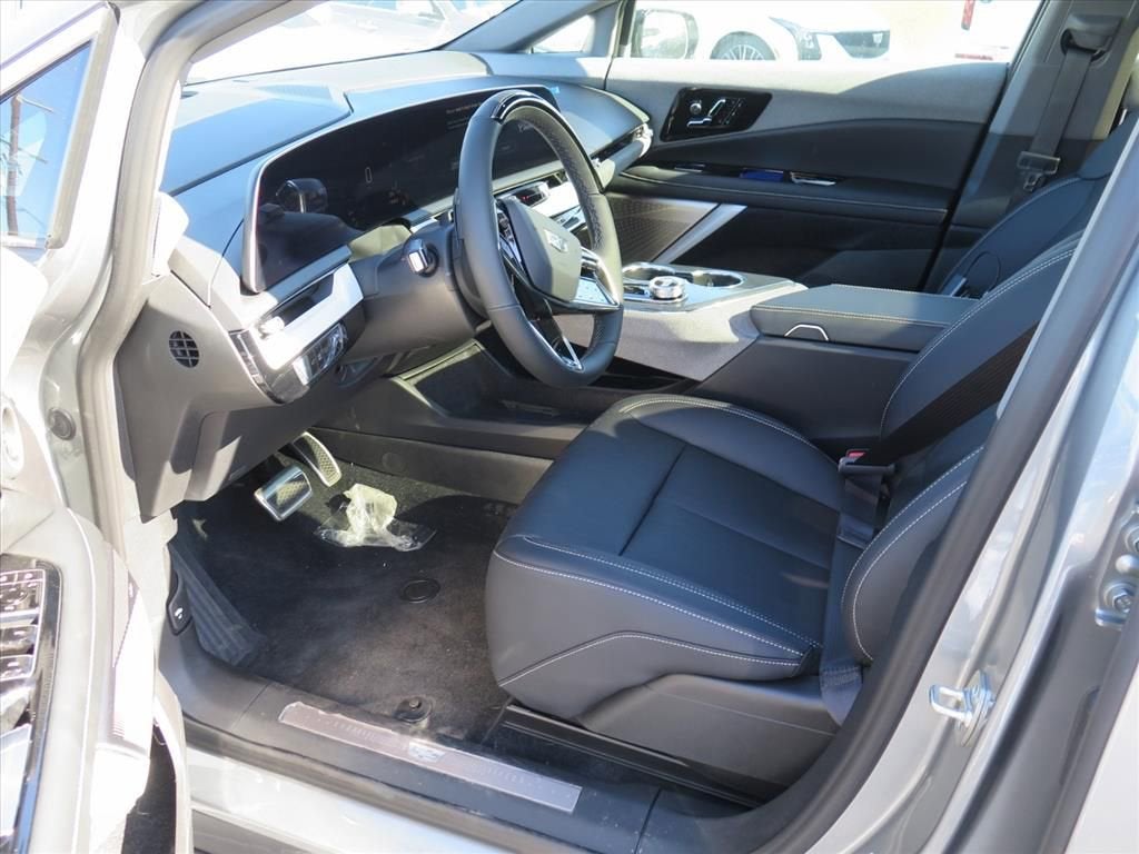 2026 Cadillac OPTIQ Premium Luxury