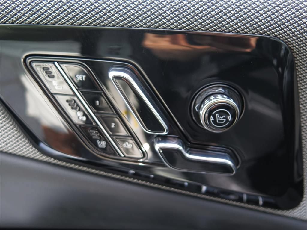 2027 Cadillac OPTIQ Premium Luxury