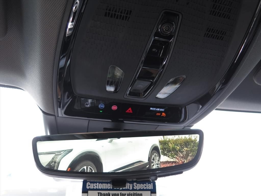 2027 Cadillac OPTIQ Premium Luxury