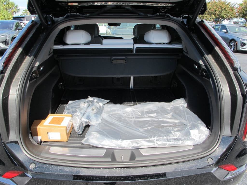 2027 Cadillac OPTIQ Premium Sport