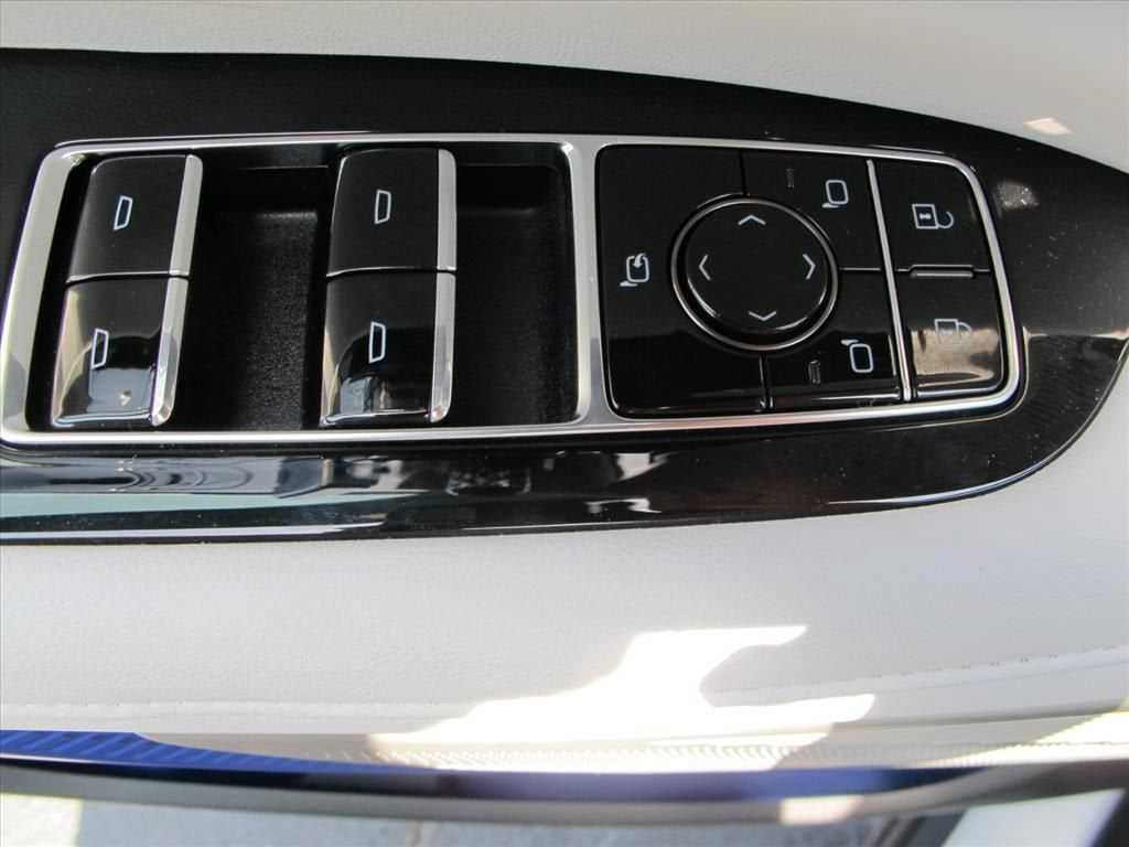 2027 Cadillac OPTIQ Premium Sport
