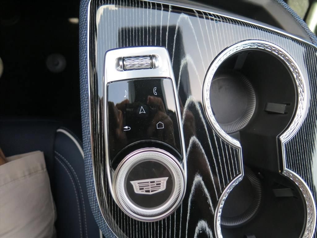 2027 Cadillac OPTIQ Premium Sport