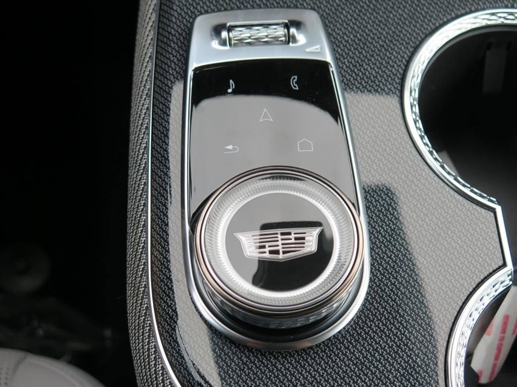 2025 Cadillac OPTIQ Sport 2