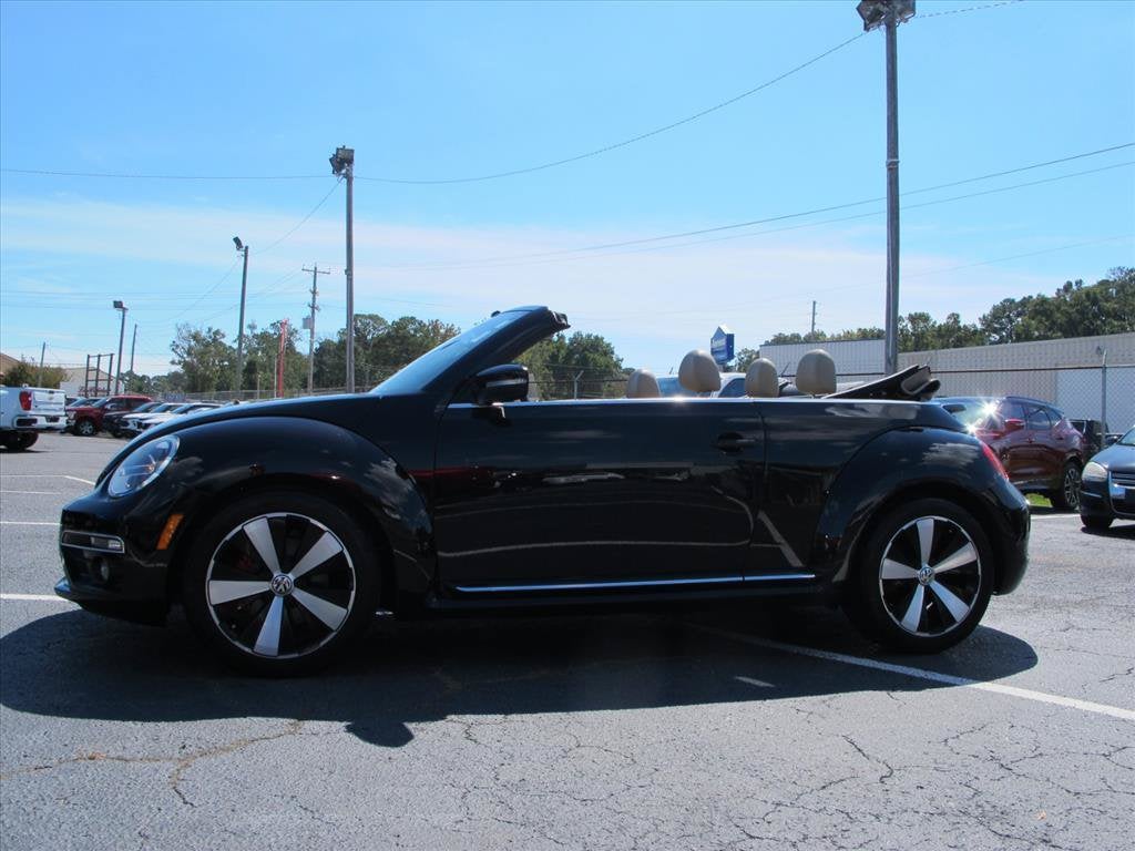 2013 Volkswagen Beetle Convertible 2.0T