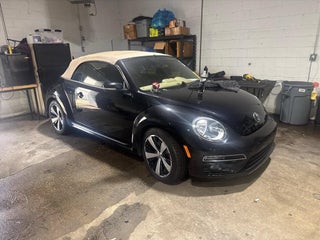 2013 Volkswagen Beetle Convertible 2.0T