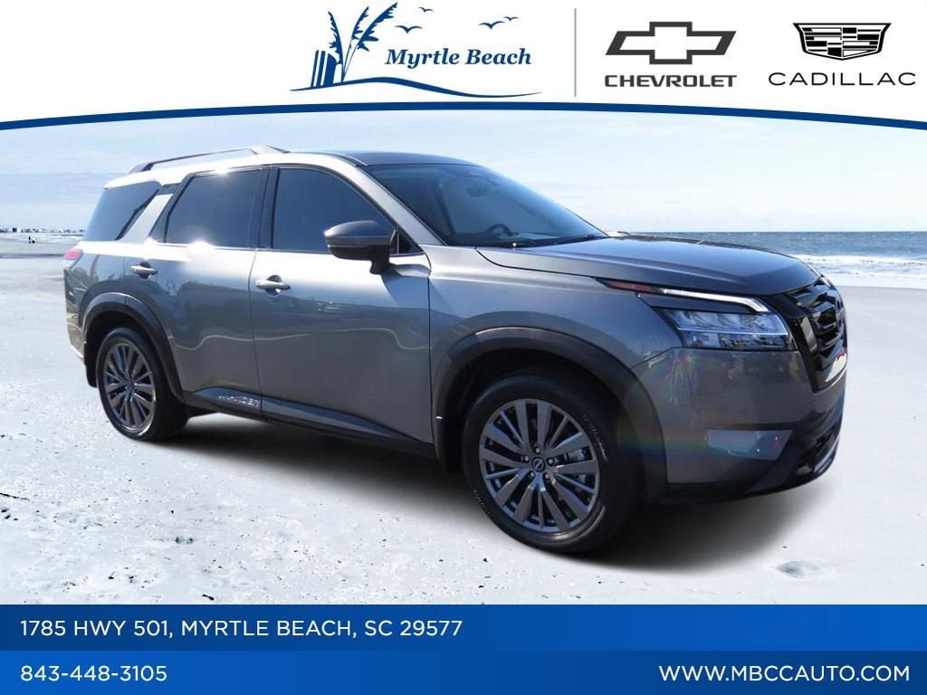 2024 Nissan Pathfinder SL