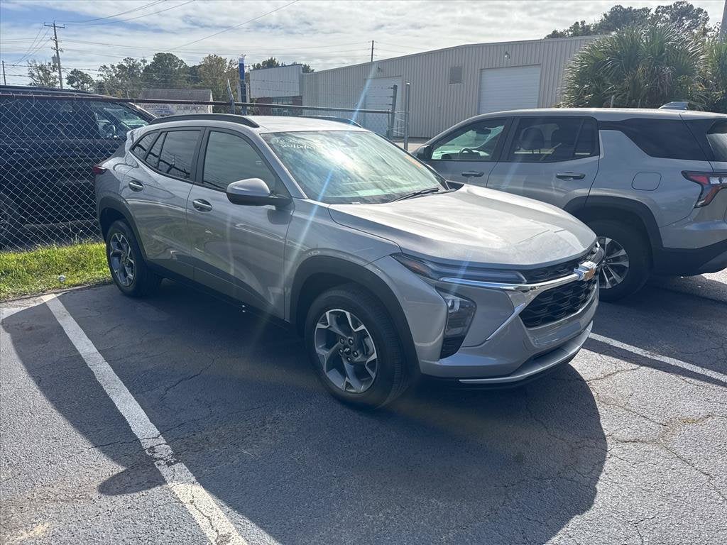 2024 Chevrolet Trax LT