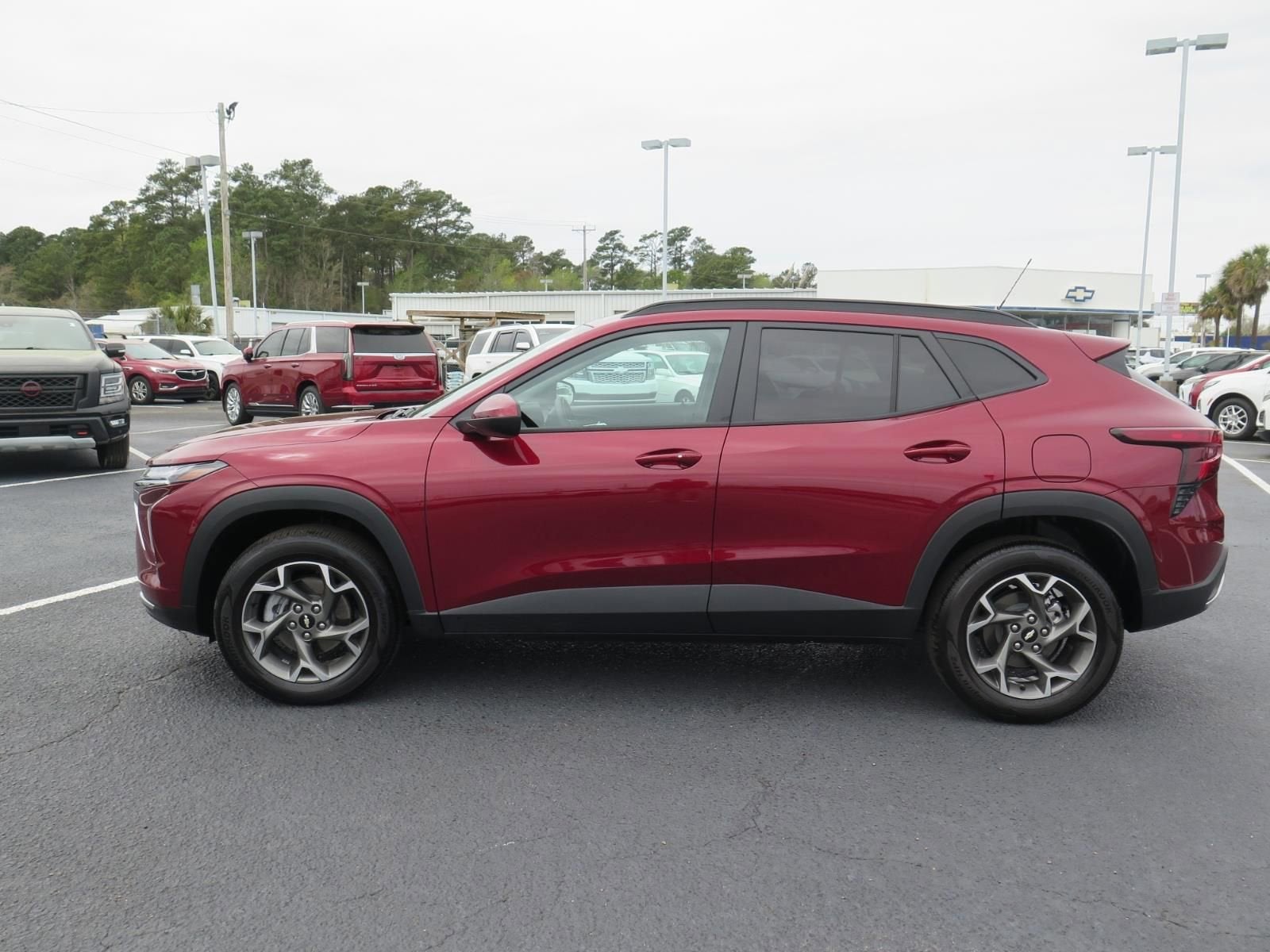 2025 Chevrolet Trax LT
