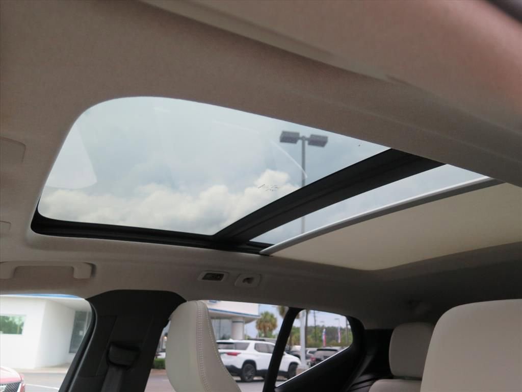 2022 Volvo XC40 Inscription